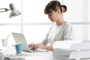 3 Way To Make Your Desk Skin Friendly